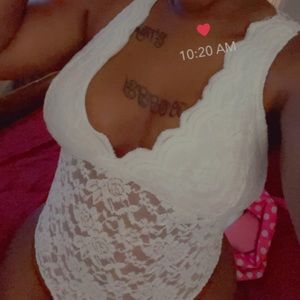 Meet your Posher, Ebonique